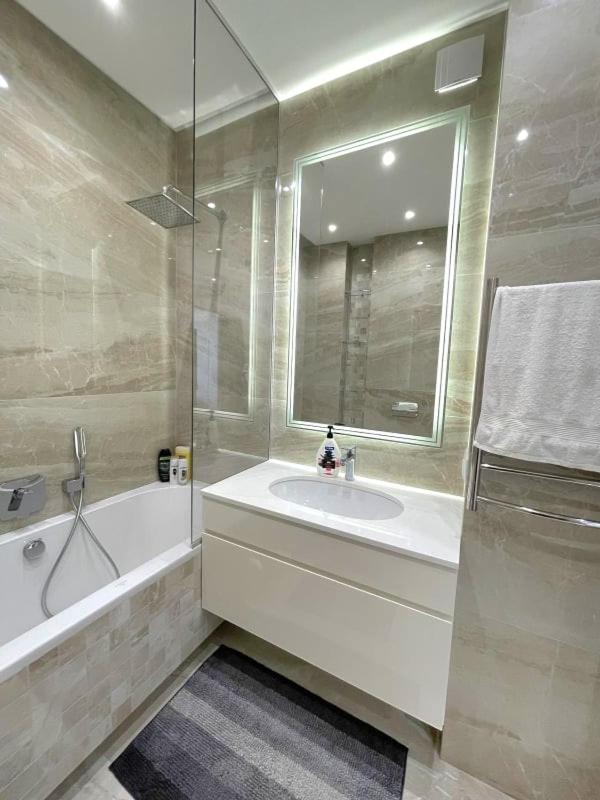 Vip Apartment 120M2 With Panoramic Windows, 22 Floor. Obolon Kyjev Exteriér fotografie
